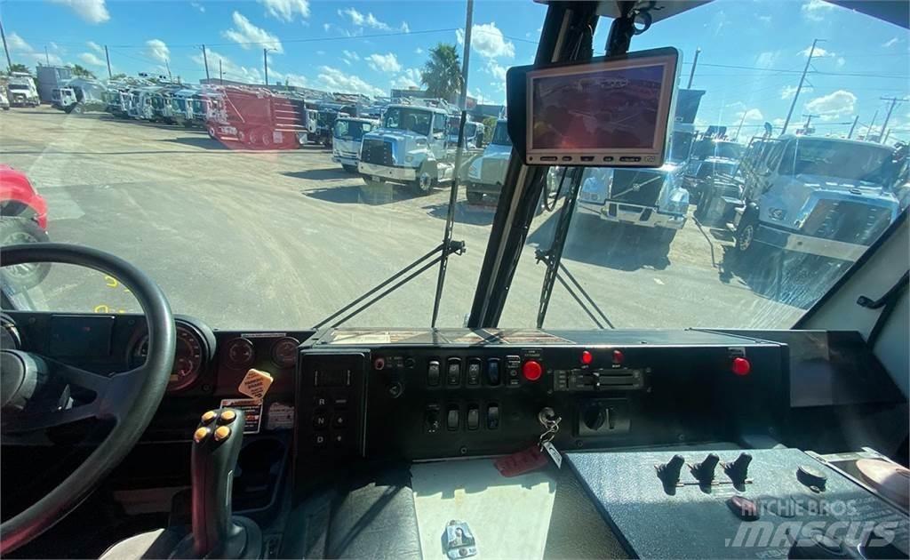 Mack LEU600 Śmieciarki