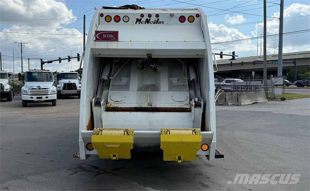 Mack LEU613 Śmieciarki