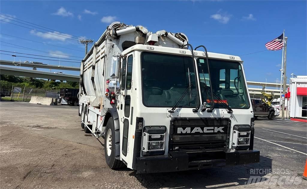 Mack LR613 Śmieciarki