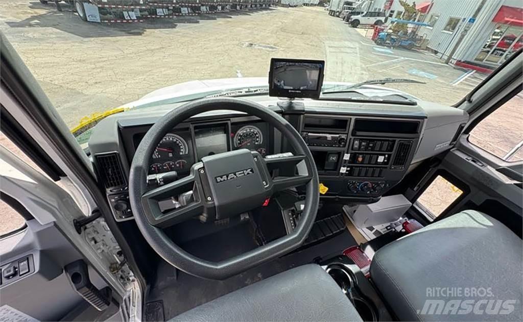 Mack MD6 Śmieciarki