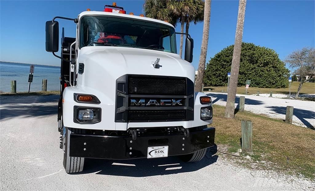 Mack MD7 Chwytaki