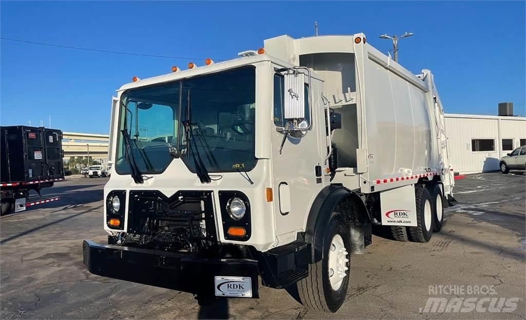 Mack MRU613 Śmieciarki