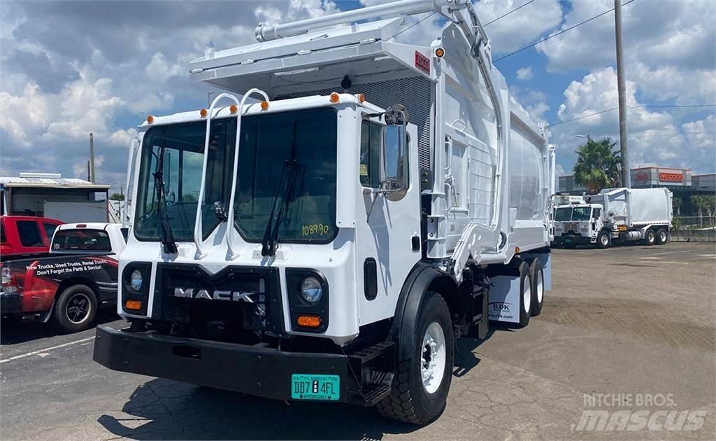 Mack MRU613 Śmieciarki