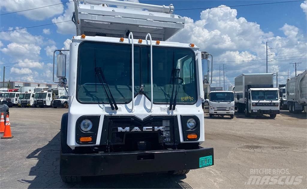 Mack MRU613 Śmieciarki