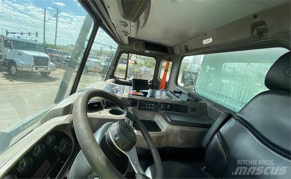 Peterbilt 320 Śmieciarki