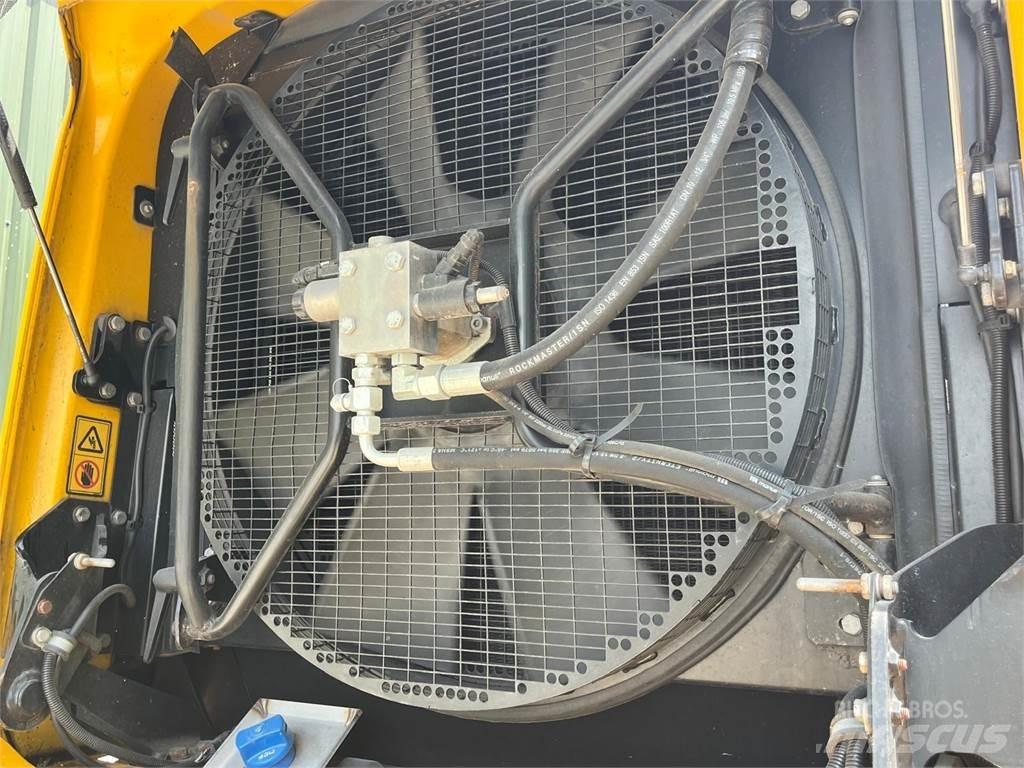 JCB 435S Ładowarki rolnicze