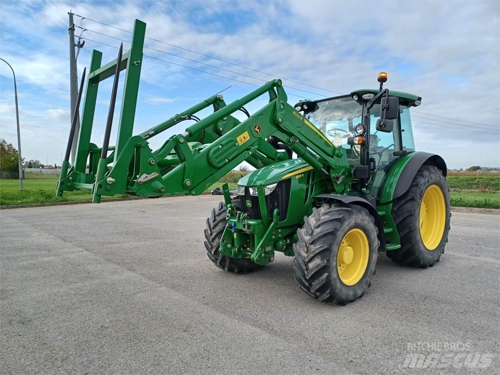 John Deere 5125R Ciągniki rolnicze