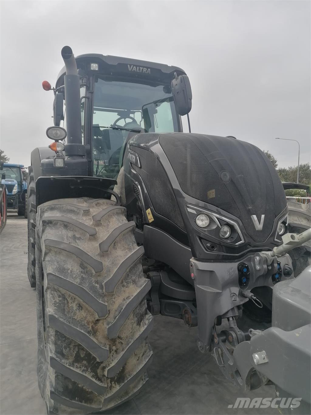 Valtra S324 Ciągniki rolnicze