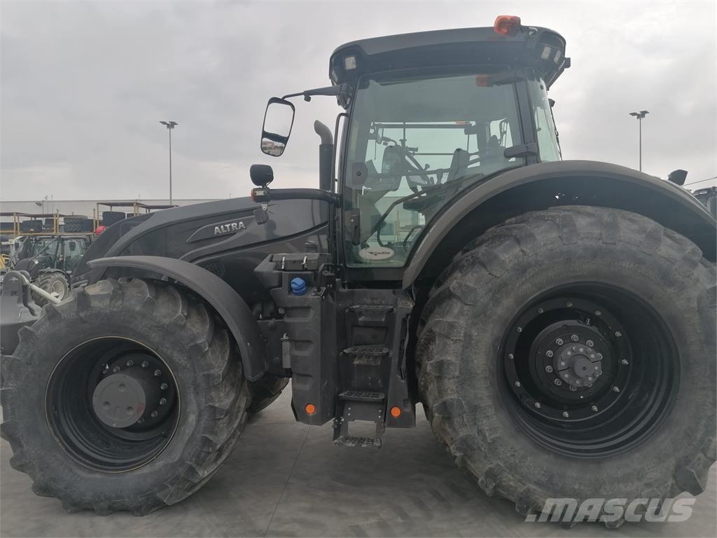 Valtra S324 Ciągniki rolnicze
