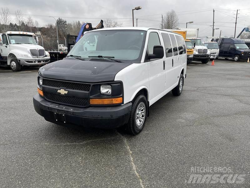 Chevrolet Express Busy / Vany