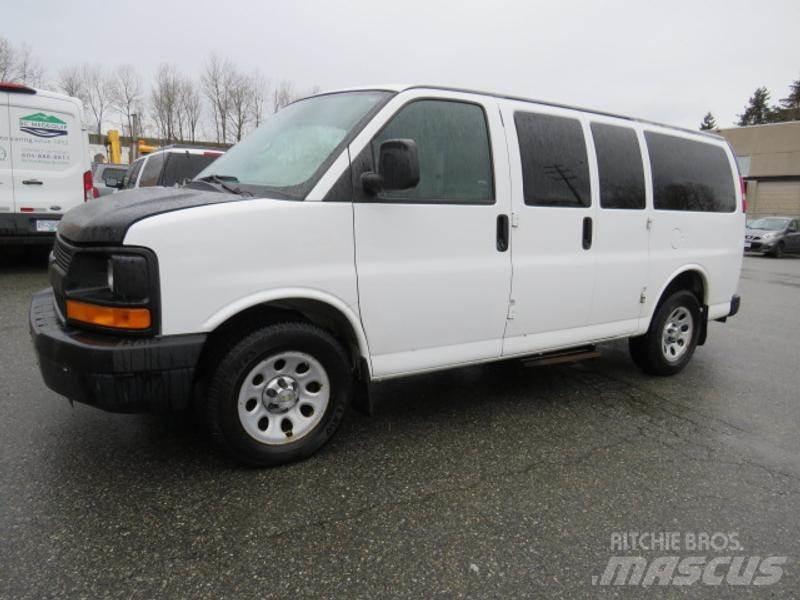Chevrolet Express Busy / Vany