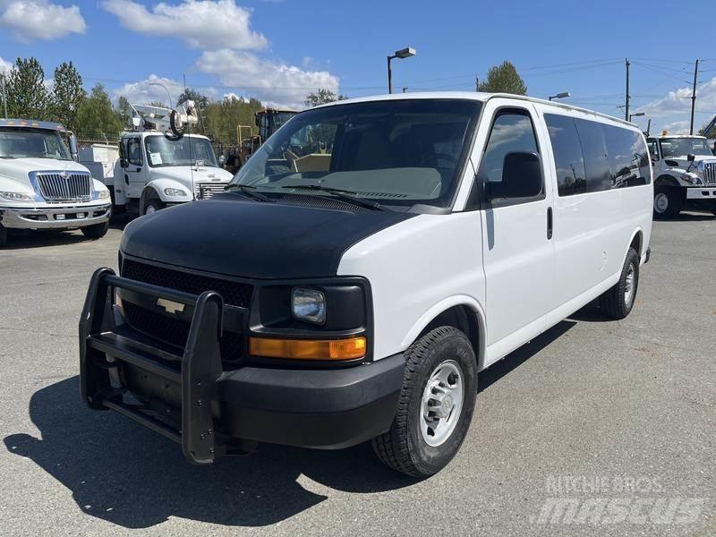 Chevrolet Express Busy / Vany