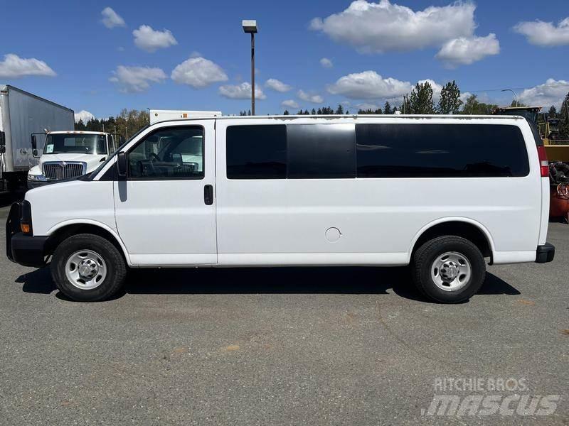 Chevrolet Express Busy / Vany