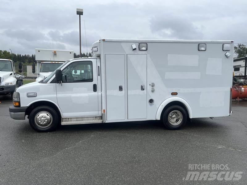 Chevrolet Express Minibusy