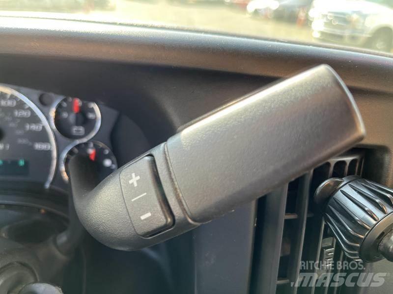 Chevrolet Express Busy / Vany