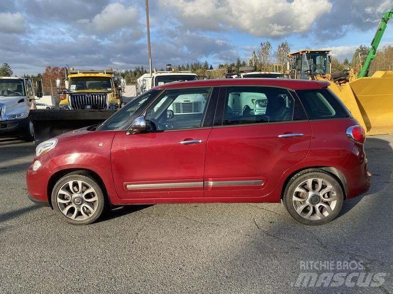 Fiat 500L Samochody osobowe