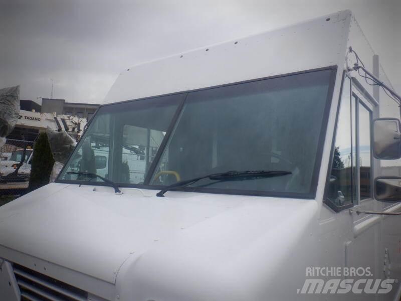 Ford E-450 Busy / Vany