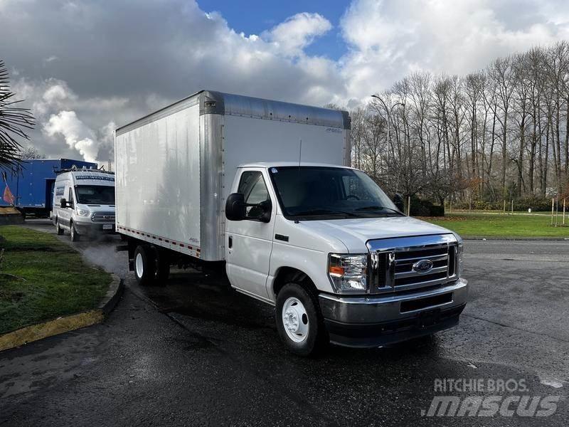 Ford Econoline Busy / Vany