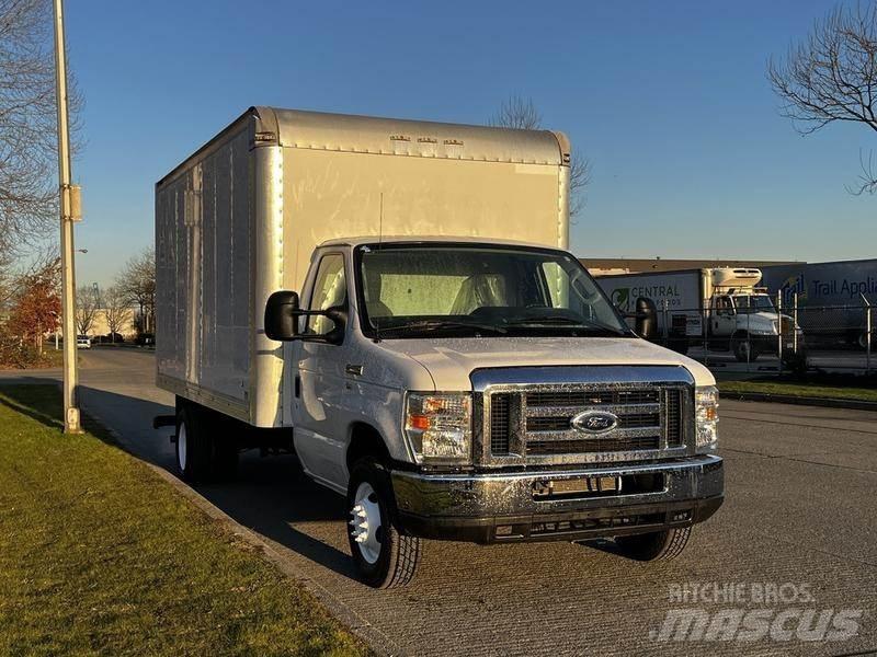 Ford Econoline Busy / Vany