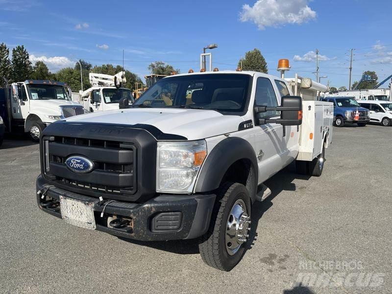 Ford F-450 SD Pojazdy komunalne