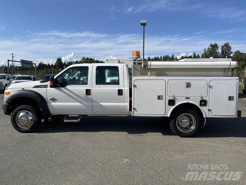 Ford F-450 SD Pojazdy komunalne
