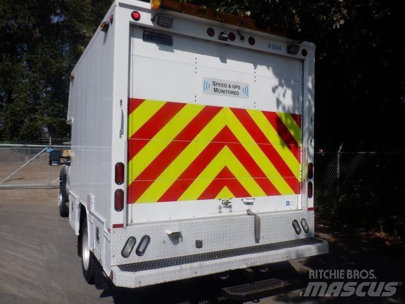 Ford F-550 Pojazdy komunalne