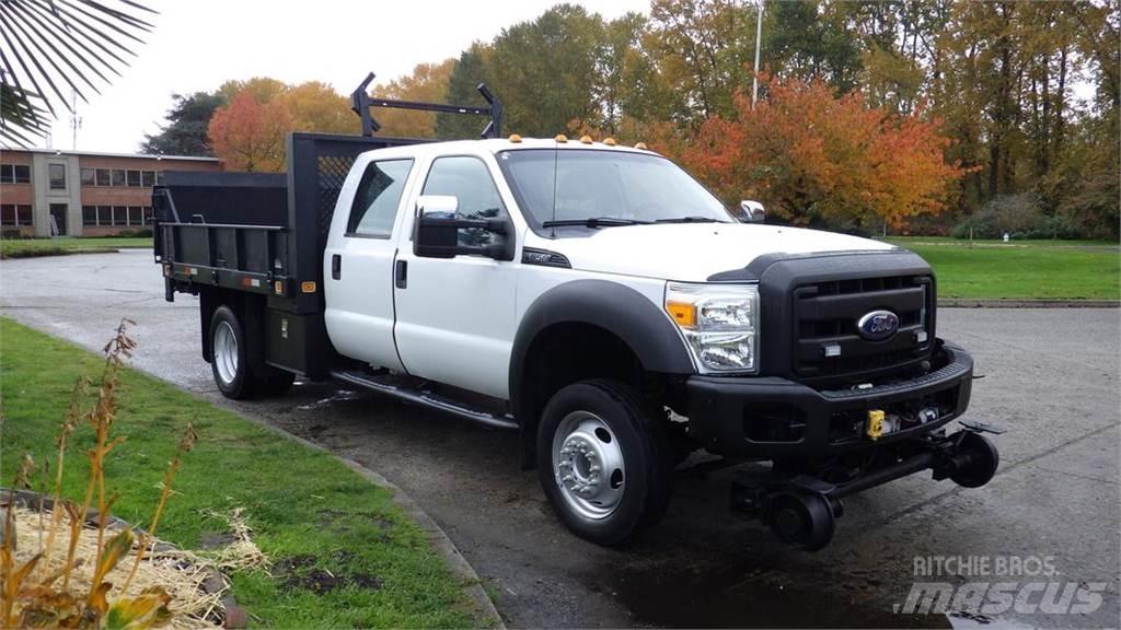 Ford F-550 Ciężarówki typu Platforma / Skrzynia