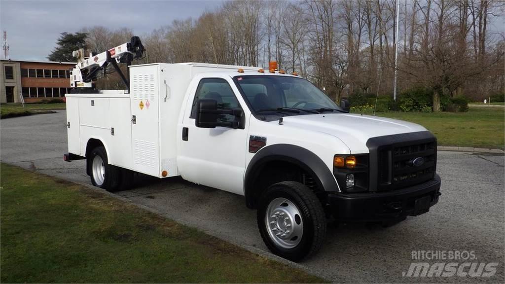 Ford F-550 Żurawie samochodowe