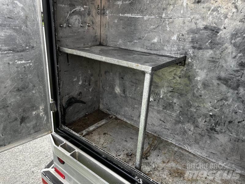 Ford F-550 Pojazdy komunalne
