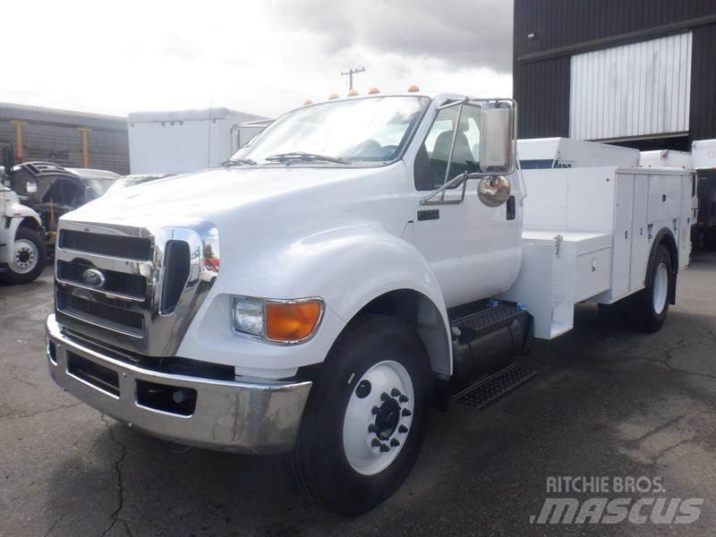 Ford F-750 Pojazdy komunalne
