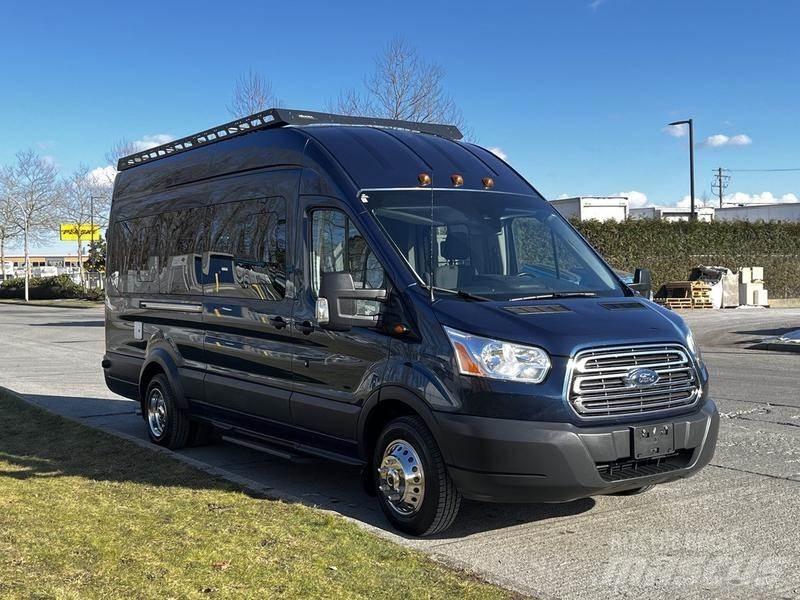 Ford Transit Busy / Vany