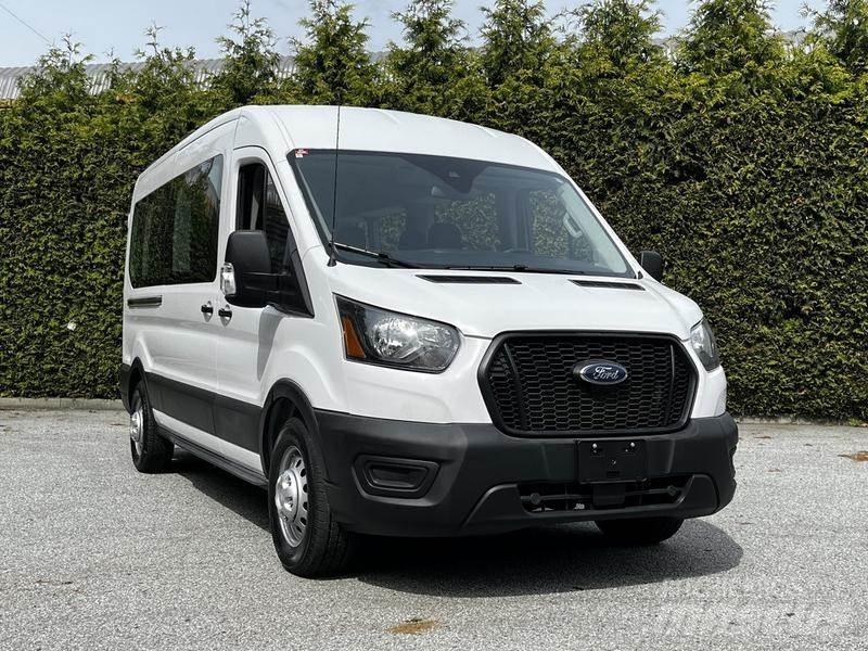 Ford Transit Samochody osobowe