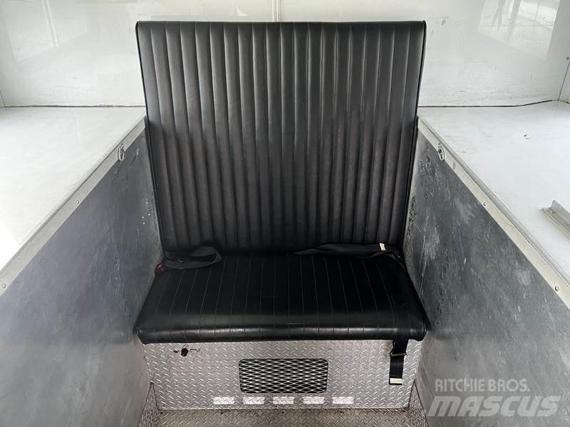 Freightliner FL80 Pojazdy komunalne