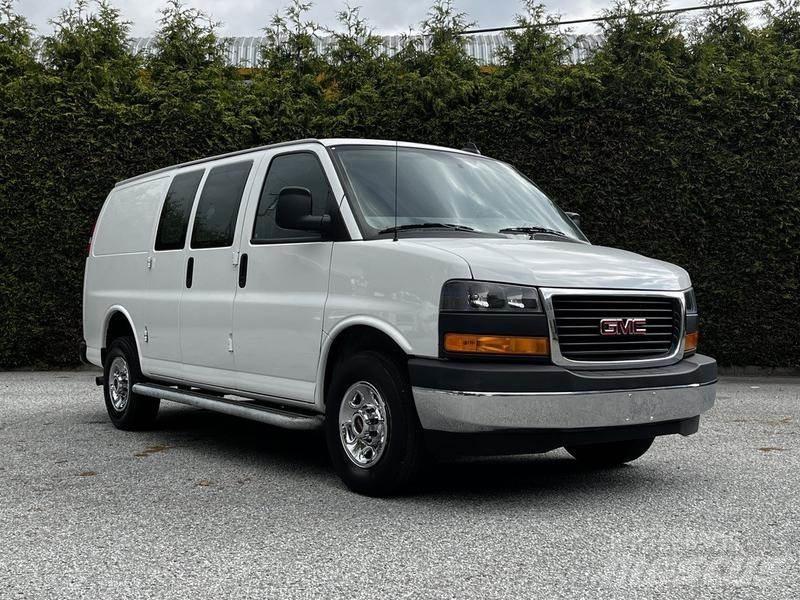 GMC Savana Busy / Vany