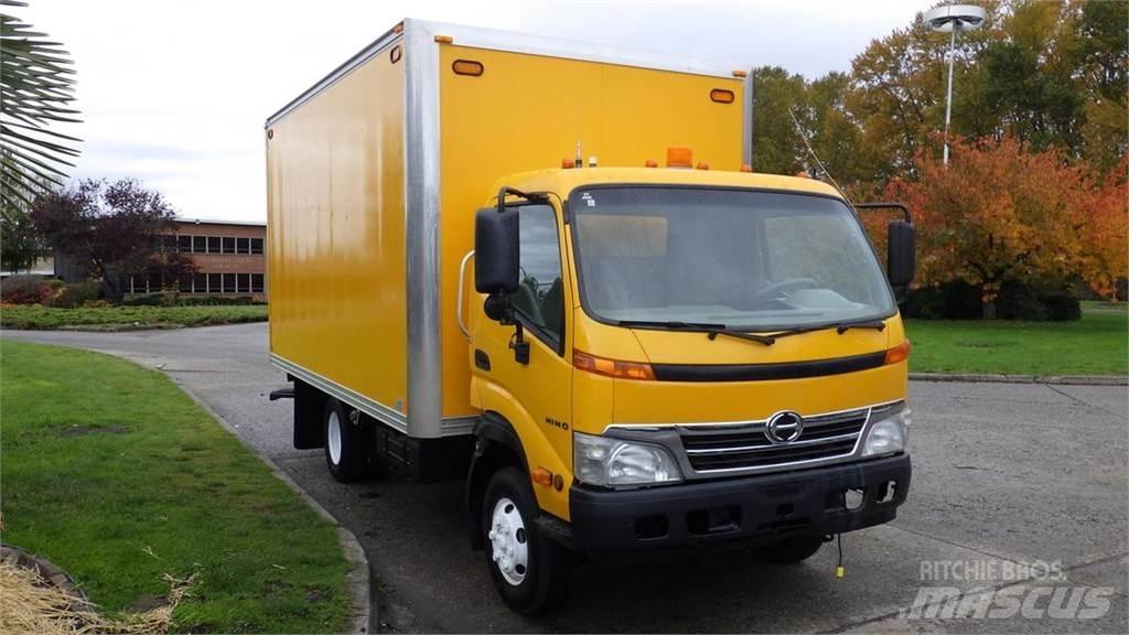 Hino 145 Busy / Vany