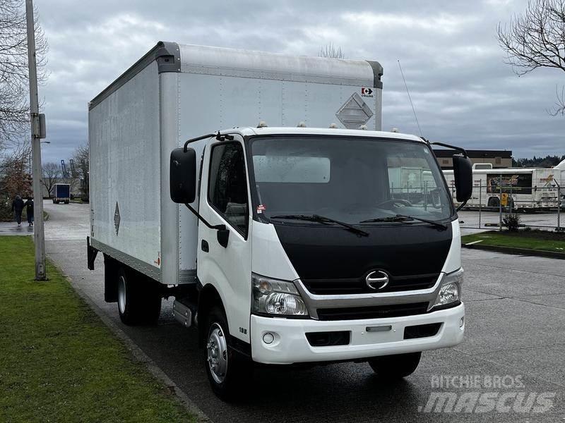 Hino 195 Busy / Vany