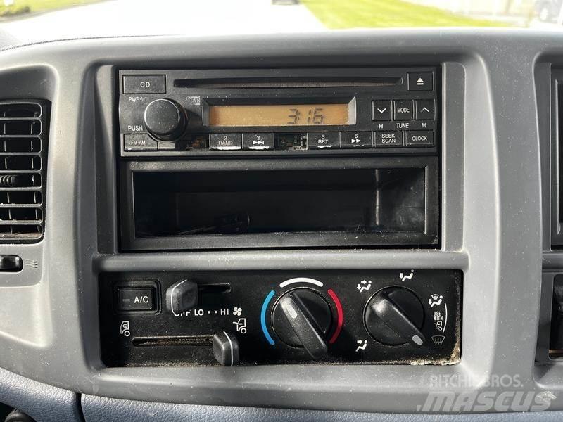 Hino 268 Busy / Vany