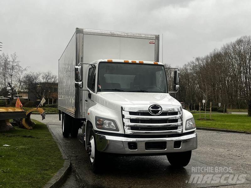 Hino 338 Busy / Vany