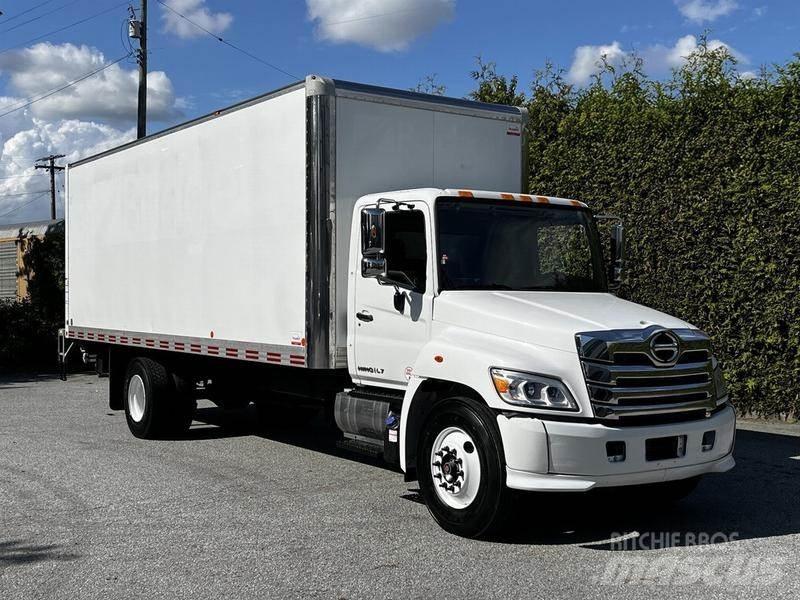 Hino 338 Busy / Vany