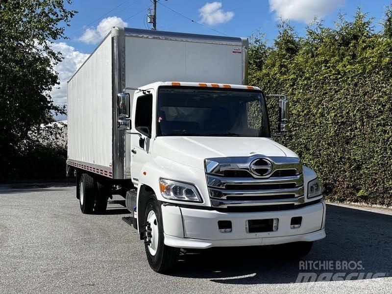 Hino 338 Busy / Vany