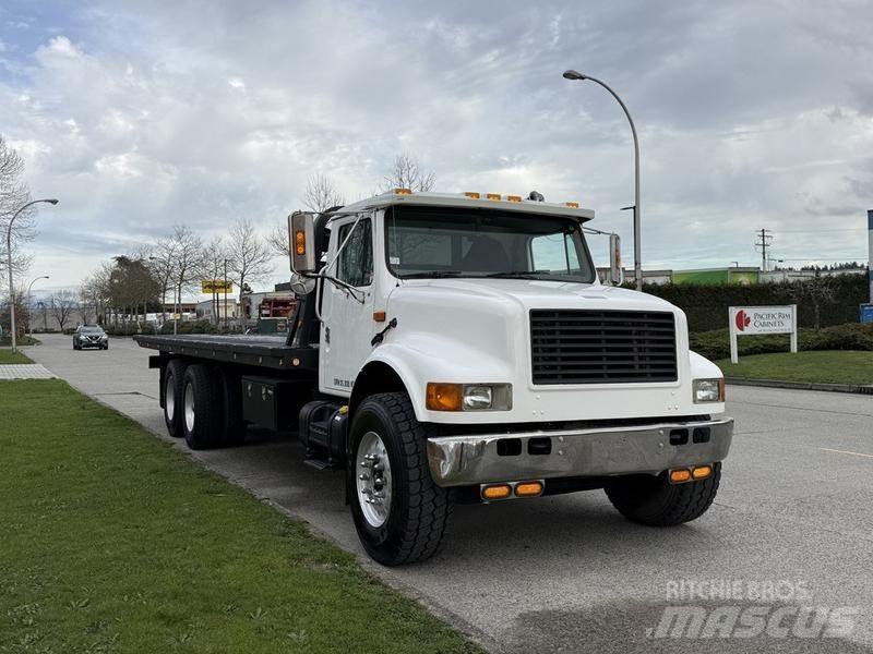 International 4900 Samochody ratownicze pomocy drogowej