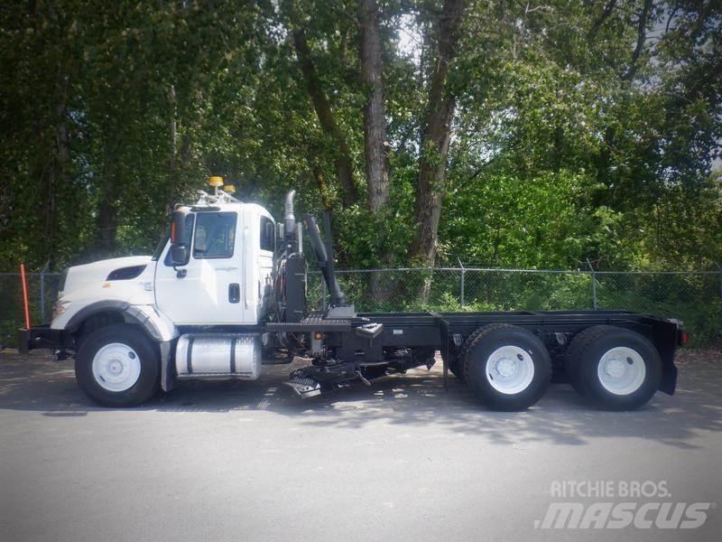 International 7400 Pojazdy pod zabudowę