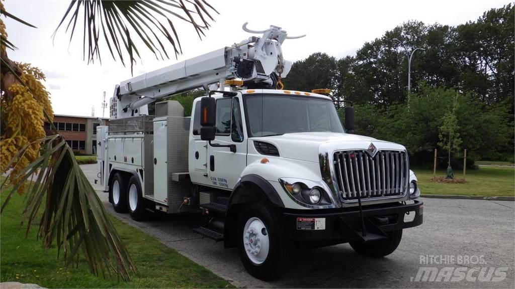 International 7400 Inne