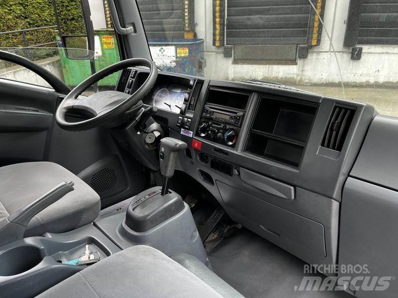 Isuzu NPR Busy / Vany
