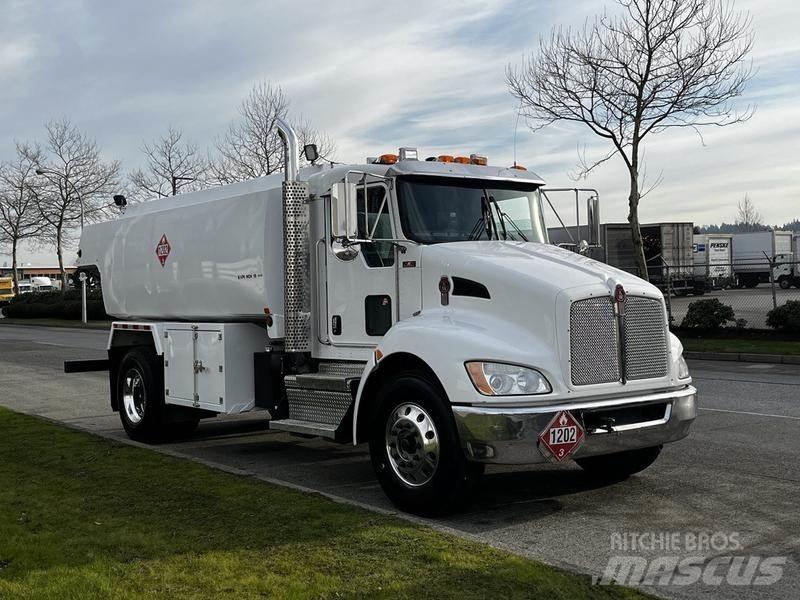 Kenworth T300 Cysterna