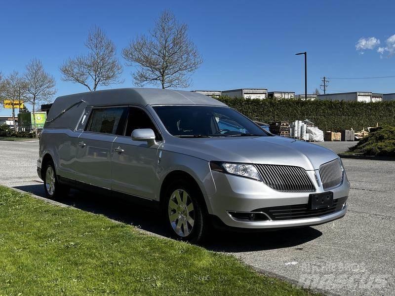 Lincoln MKT Samochody osobowe