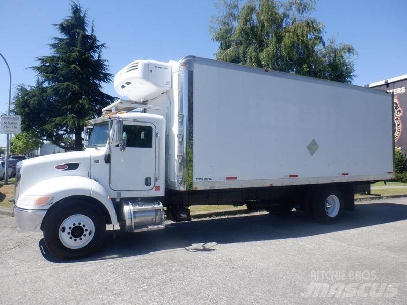 Peterbilt 335 Busy / Vany