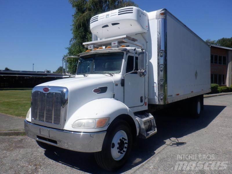 Peterbilt 335 Busy / Vany