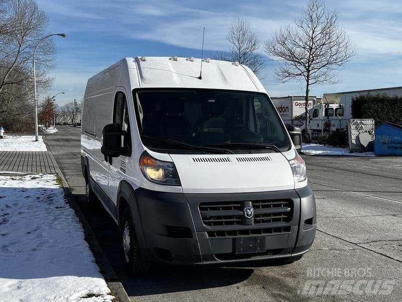 RAM Promaster Busy / Vany