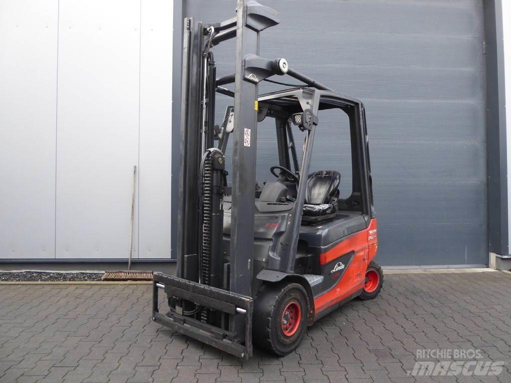 Linde E25-01 Wózki elektryczne